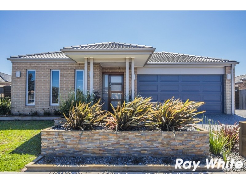 4 Beechwood Drive, Lyndhurst VIC 3975