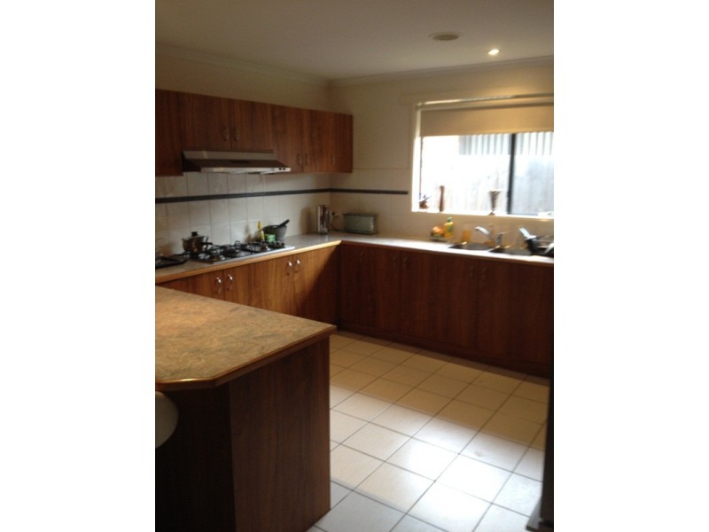 5 Nirringa Drive, Hampton Park VIC 3976