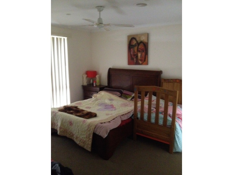 5 Nirringa Drive, Hampton Park VIC 3976