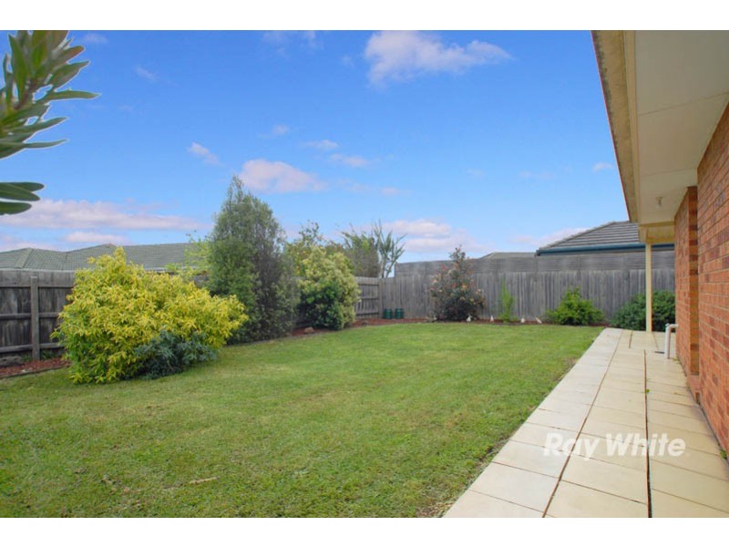 51 Raisell Road, Cranbourne West VIC 3977