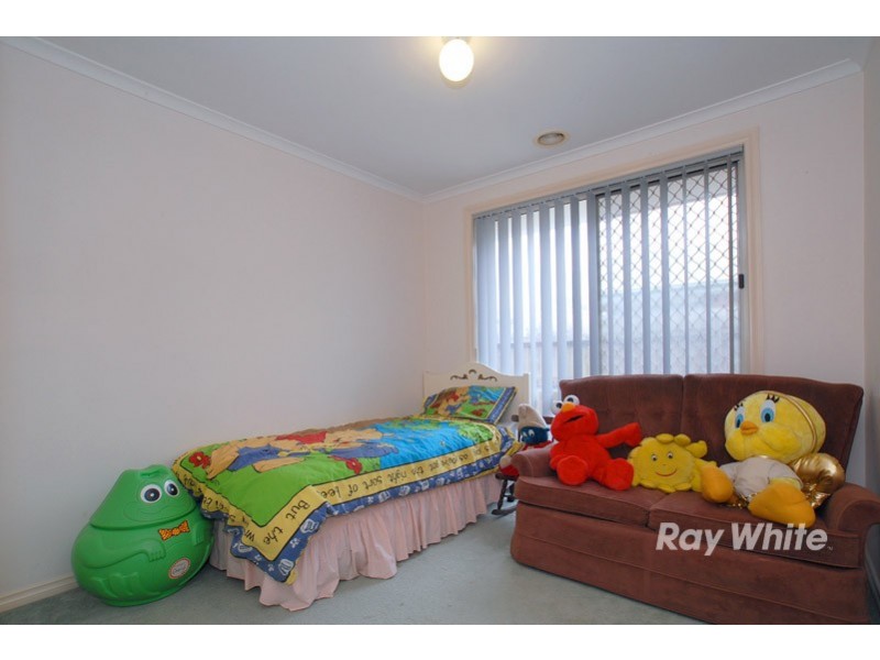 51 Raisell Road, Cranbourne West VIC 3977