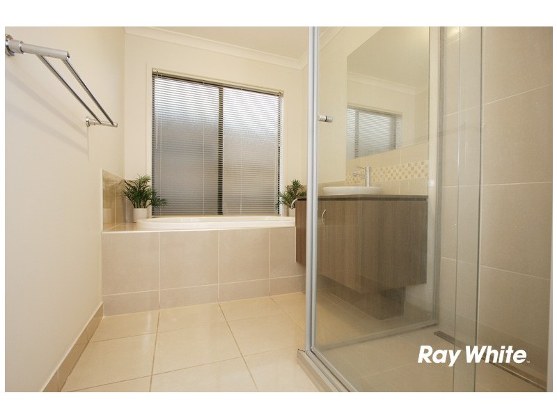 28 Livida Circuit, Lyndhurst VIC 3975