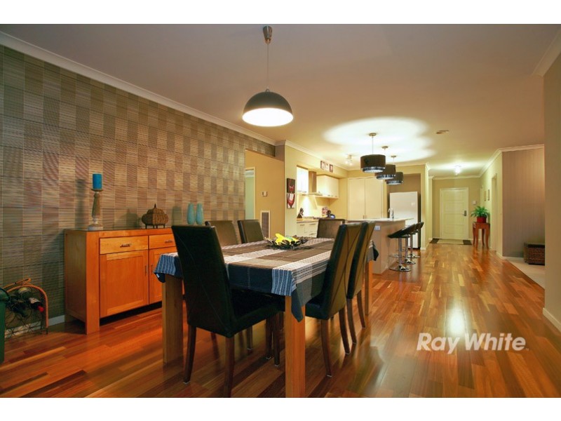 31 Broadstone Way, Cranbourne VIC 3977