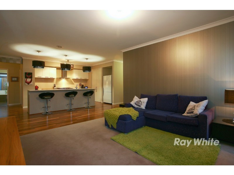 31 Broadstone Way, Cranbourne VIC 3977