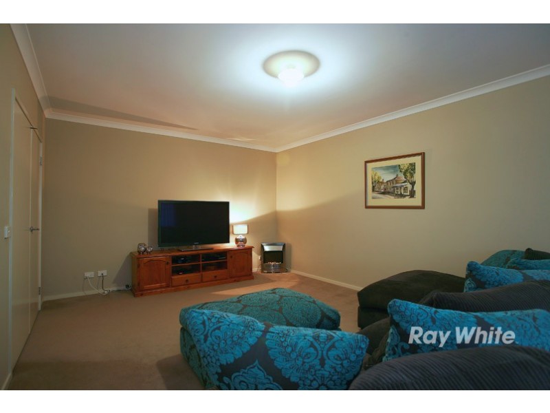 31 Broadstone Way, Cranbourne VIC 3977