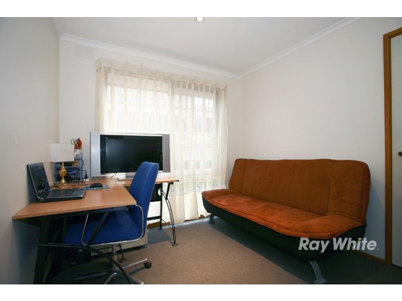 10 Arleon Crescent, Cranbourne VIC 3977