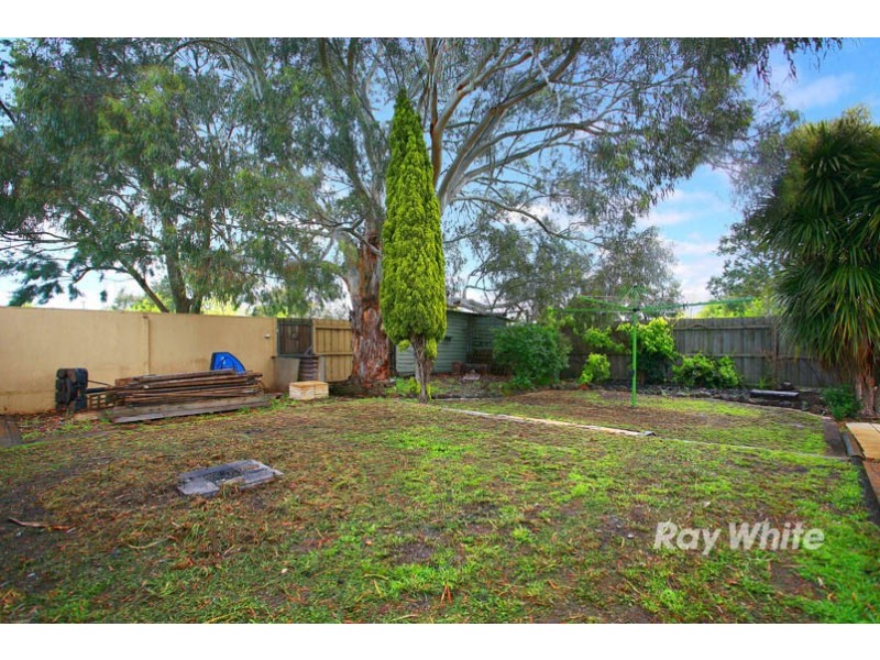10 Arleon Crescent, Cranbourne VIC 3977