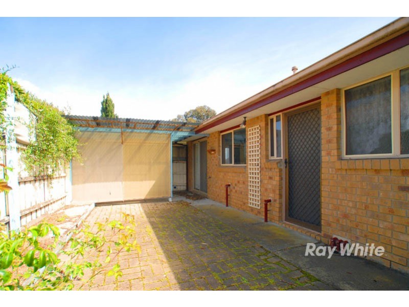 20 Marnie Drive, Cranbourne West VIC 3977