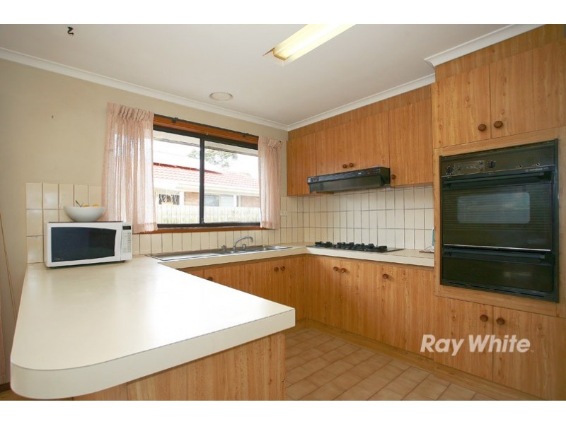 74 Clairmont Avenue, Cranbourne VIC 3977