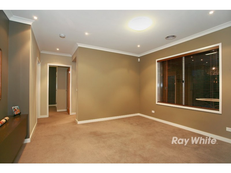 20 Biscay Grove, Lyndhurst VIC 3975