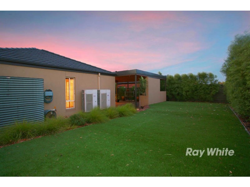 20 Biscay Grove, Lyndhurst VIC 3975