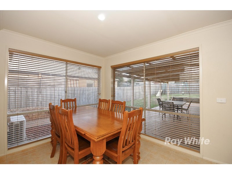 37 Central Parkway, Cranbourne West VIC 3977