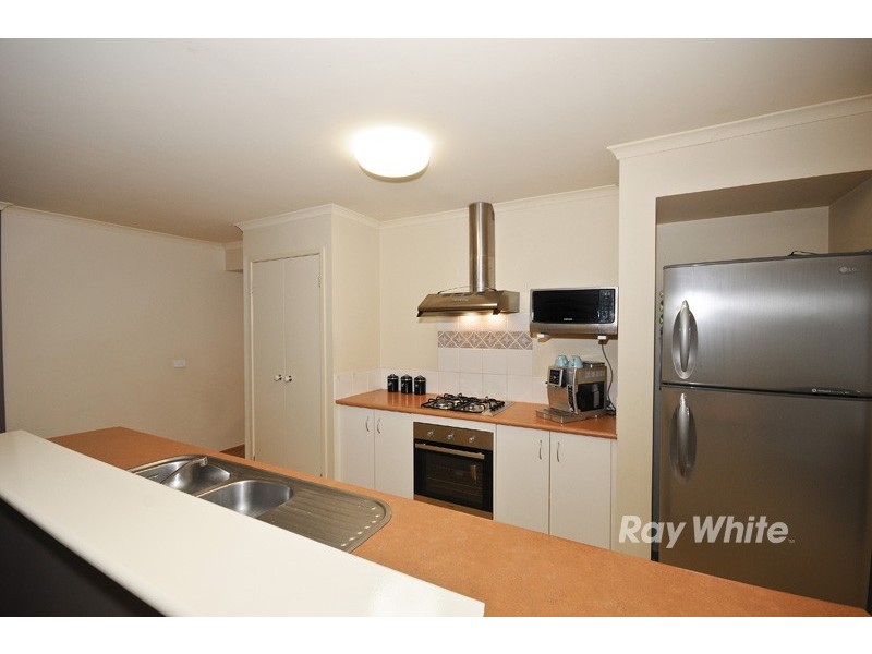 37 Central Parkway, Cranbourne West VIC 3977