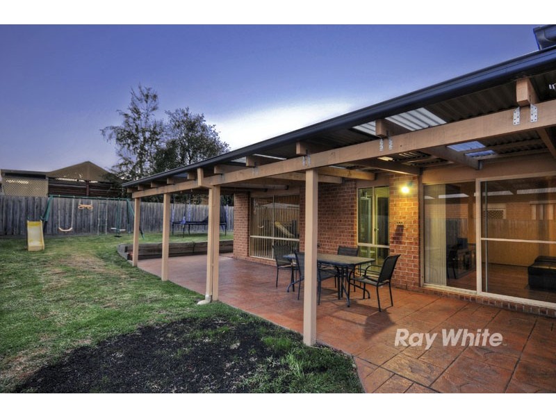 37 Central Parkway, Cranbourne West VIC 3977