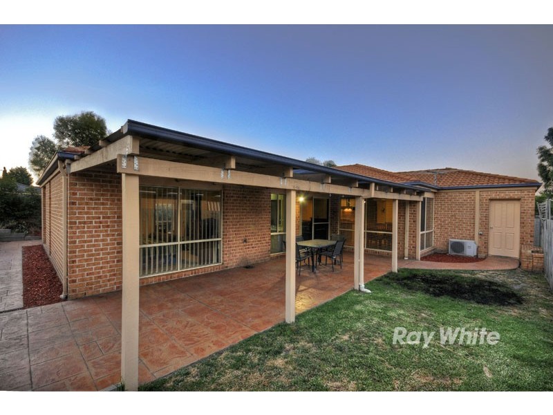 37 Central Parkway, Cranbourne West VIC 3977