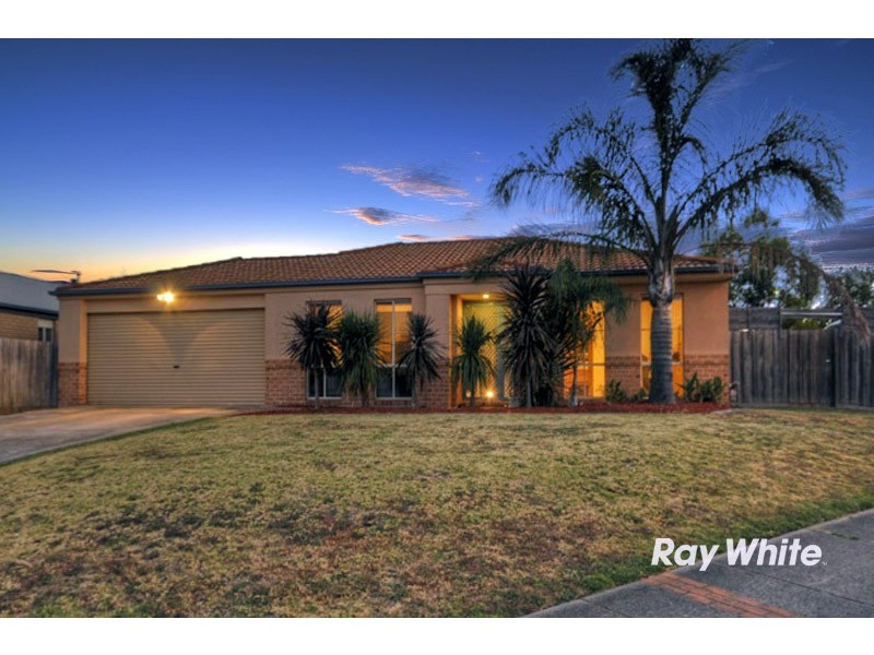 37 Central Parkway, Cranbourne West VIC 3977