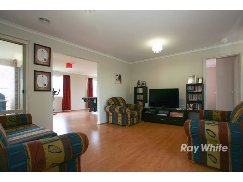 5 Aztec Place, Cranbourne VIC 3977