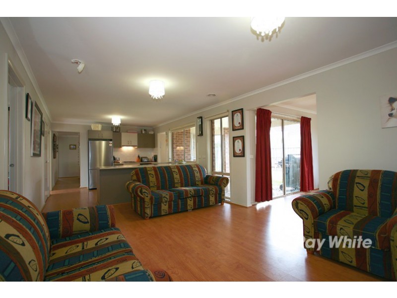 5 Aztec Place, Cranbourne VIC 3977