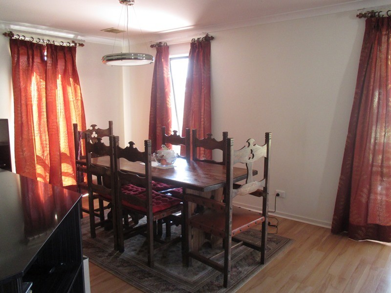 6 Blue Peppermint Circuit, Lyndhurst VIC 3975