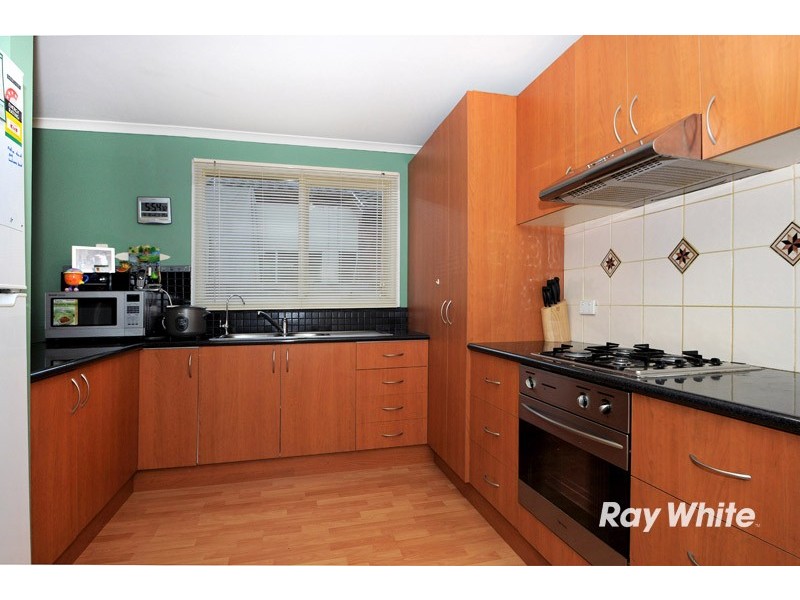 9 Parkside Mews, Cranbourne West VIC 3977