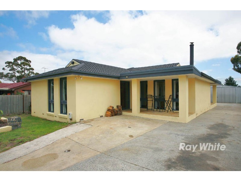 41 Fenfield Street, Cranbourne VIC 3977