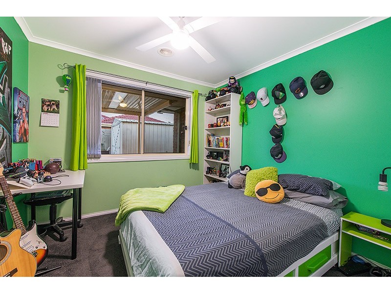 9 Landau Court, Cranbourne North VIC 3977