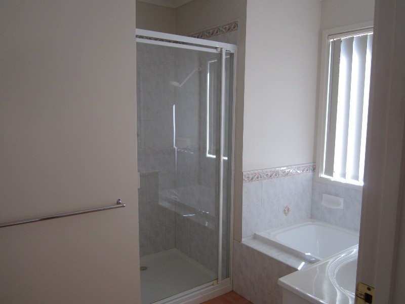 3 Bellarine Drive, Cranbourne VIC 3977