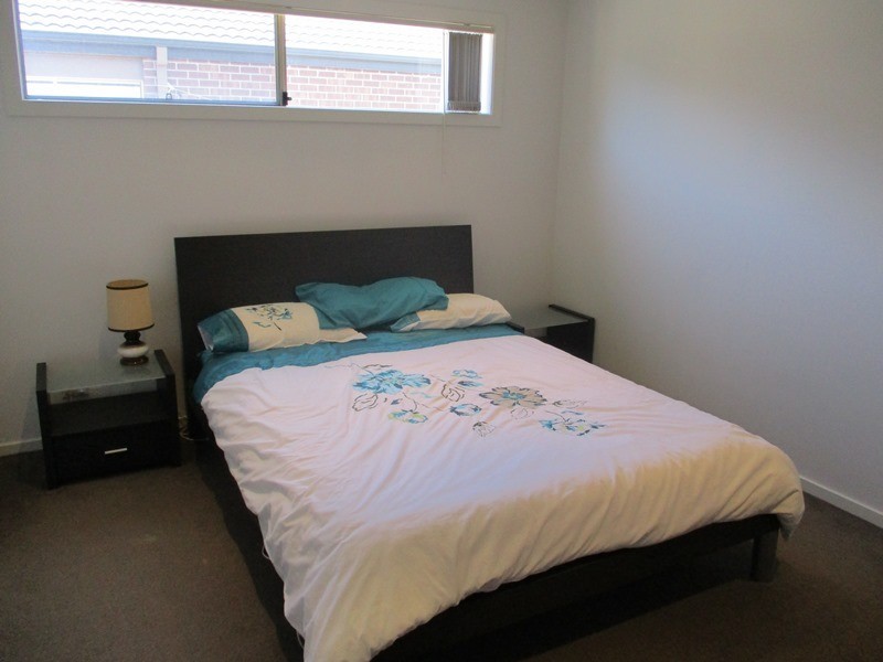 48 Ardent Crescent, Cranbourne East VIC 3977