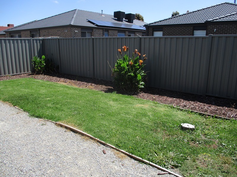 48 Ardent Crescent, Cranbourne East VIC 3977