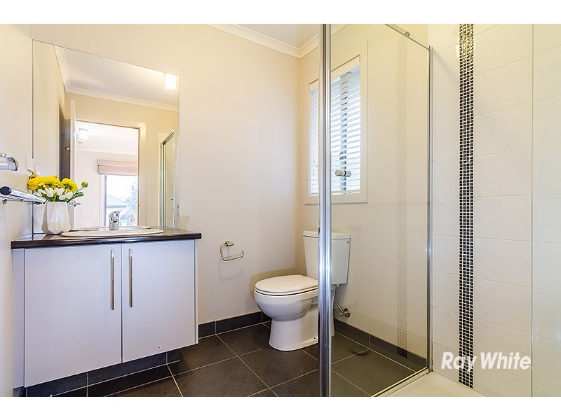 147 Aylmer Road, Lyndhurst VIC 3975