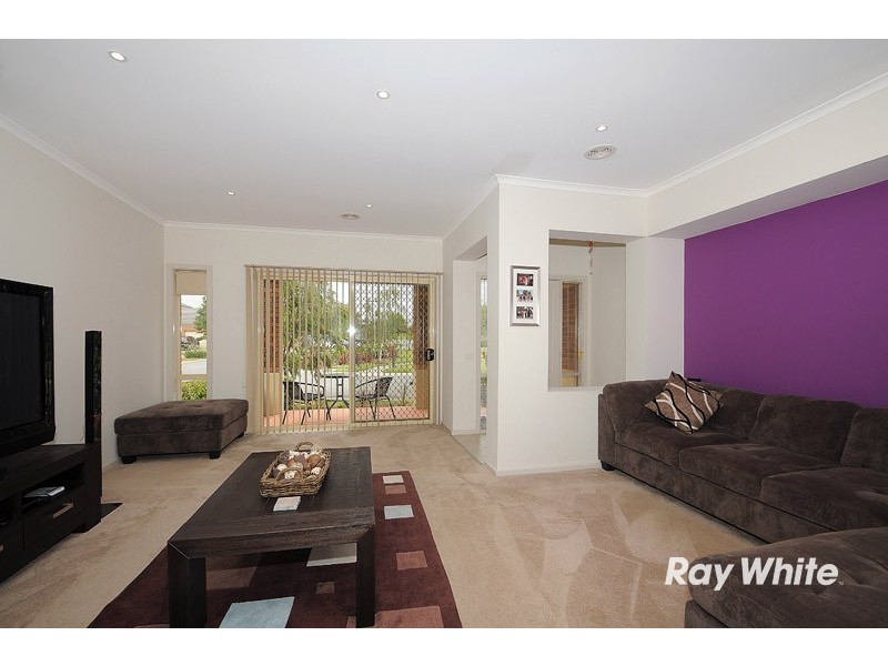 47 Kirren Close, Cranbourne VIC 3977