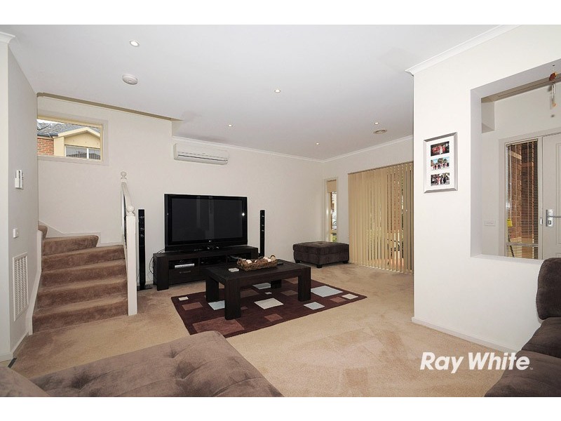 47 Kirren Close, Cranbourne VIC 3977