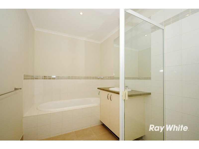 47 Kirren Close, Cranbourne VIC 3977