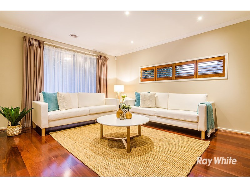 7 Castawellan Street, Lyndhurst VIC 3975