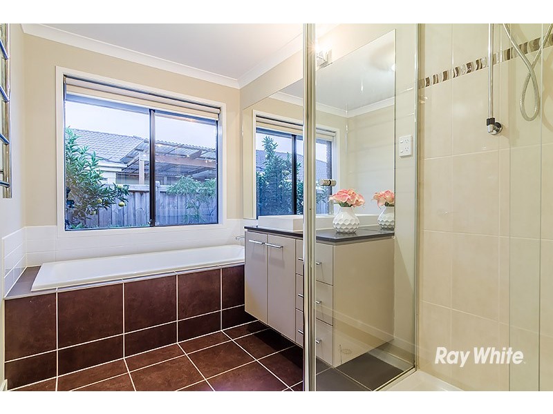 7 Castawellan Street, Lyndhurst VIC 3975