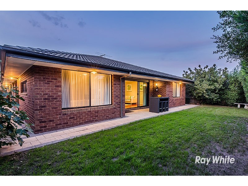 7 Castawellan Street, Lyndhurst VIC 3975