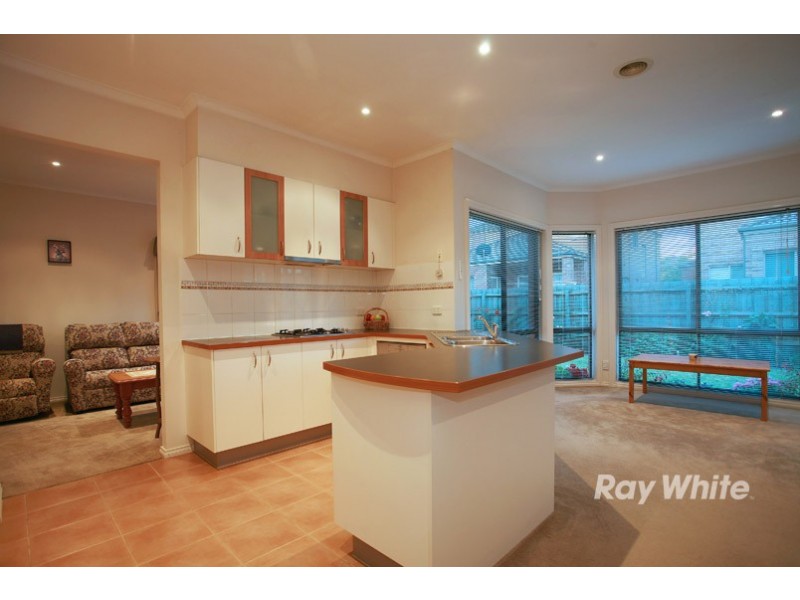 31 Amhurst Drive, Narre Warren South VIC 3805