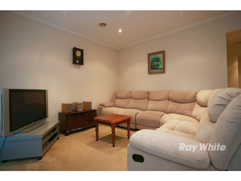 31 Amhurst Drive, Narre Warren South VIC 3805
