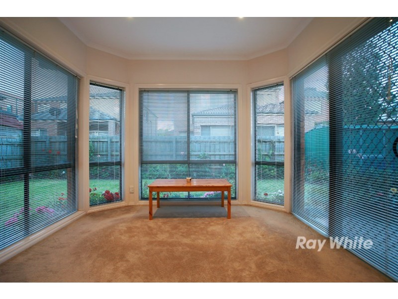 31 Amhurst Drive, Narre Warren South VIC 3805