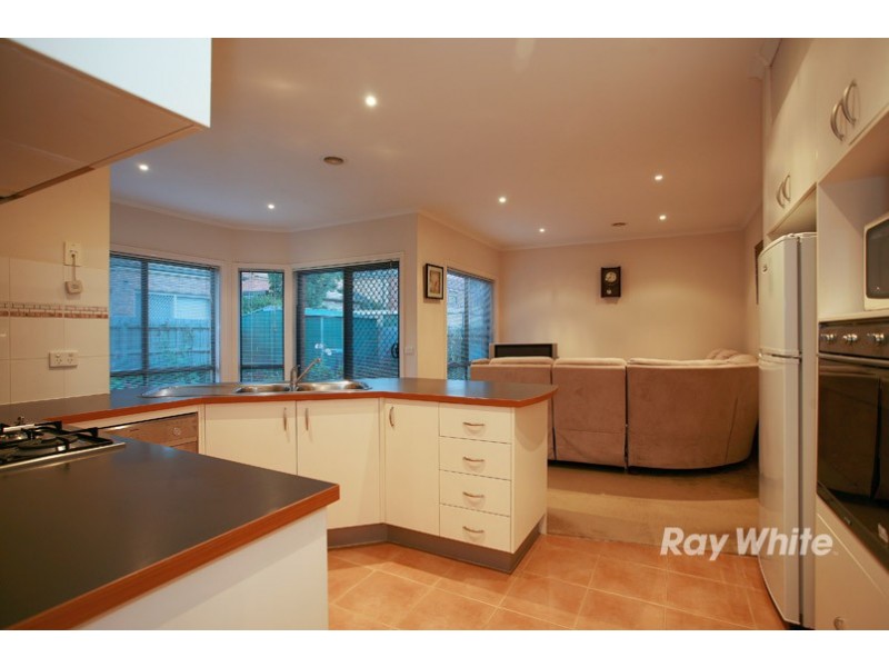 31 Amhurst Drive, Narre Warren South VIC 3805