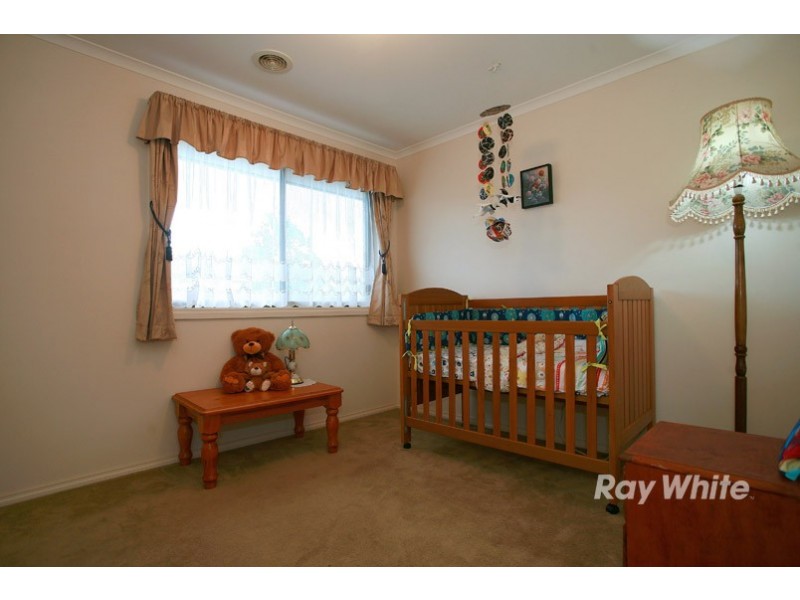 31 Amhurst Drive, Narre Warren South VIC 3805