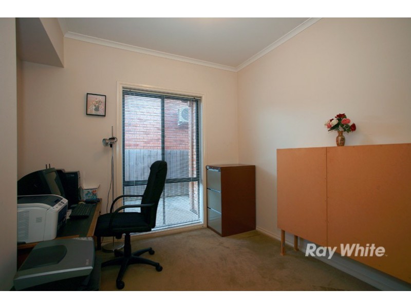 31 Amhurst Drive, Narre Warren South VIC 3805