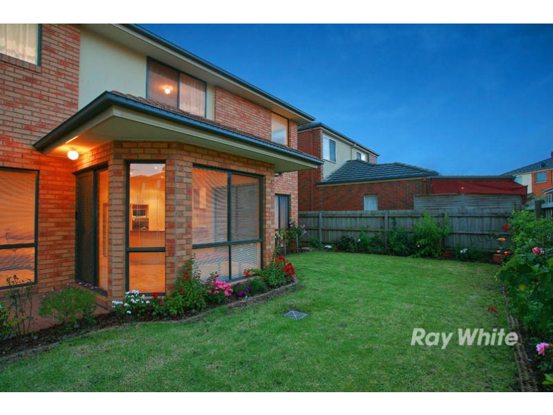 31 Amhurst Drive, Narre Warren South VIC 3805