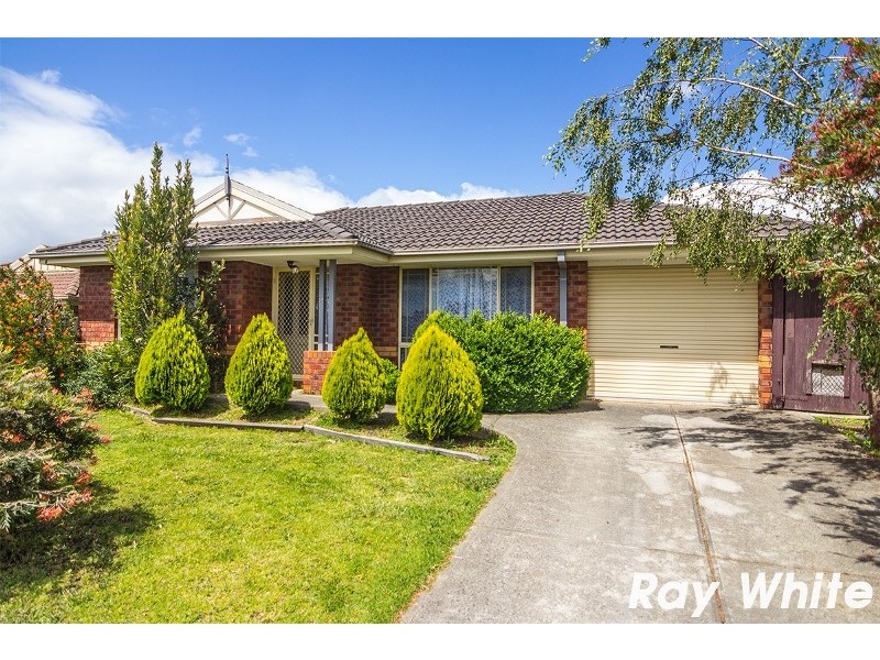 44 Hazelmere Avenue, Cranbourne West VIC 3977