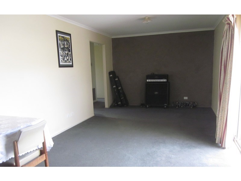 44 Hazelmere Avenue, Cranbourne West VIC 3977