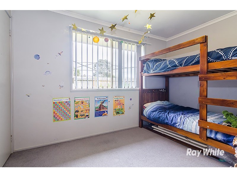 4 Greenmantle Close, Cranbourne West VIC 3977