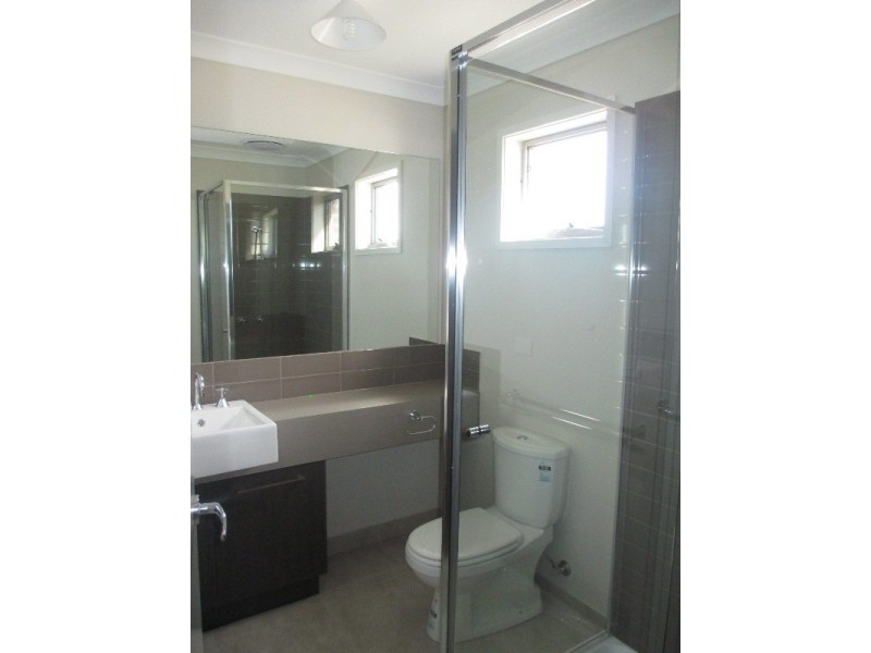 2 Wagner Close, Cranbourne East VIC 3977