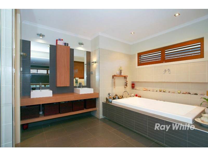 12 Wild Sage Court, Lyndhurst VIC 3975