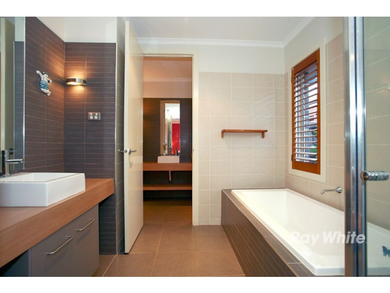 12 Wild Sage Court, Lyndhurst VIC 3975