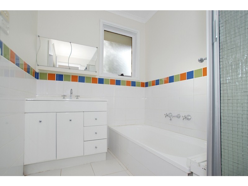 3 Arleon Crescent, Cranbourne VIC 3977